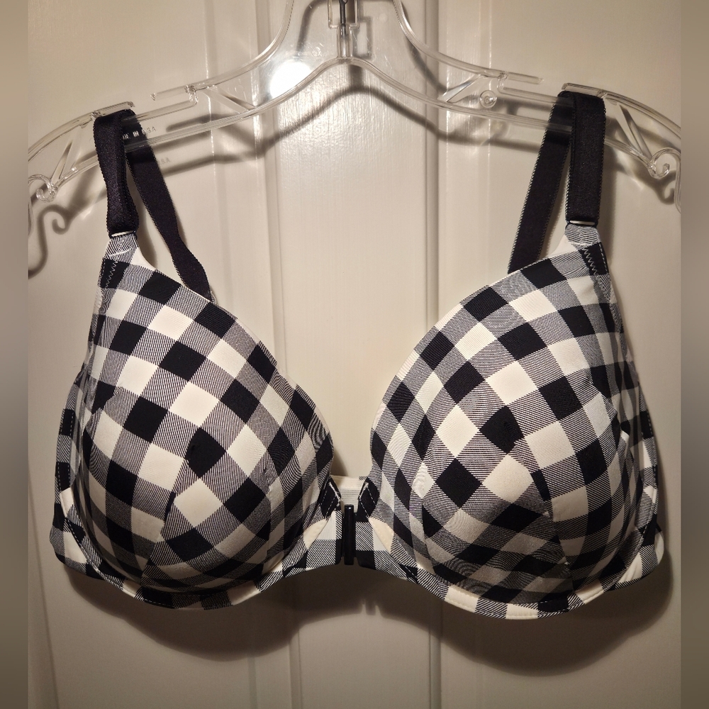 Torrid Perfect T-shirt Front-Close Bra